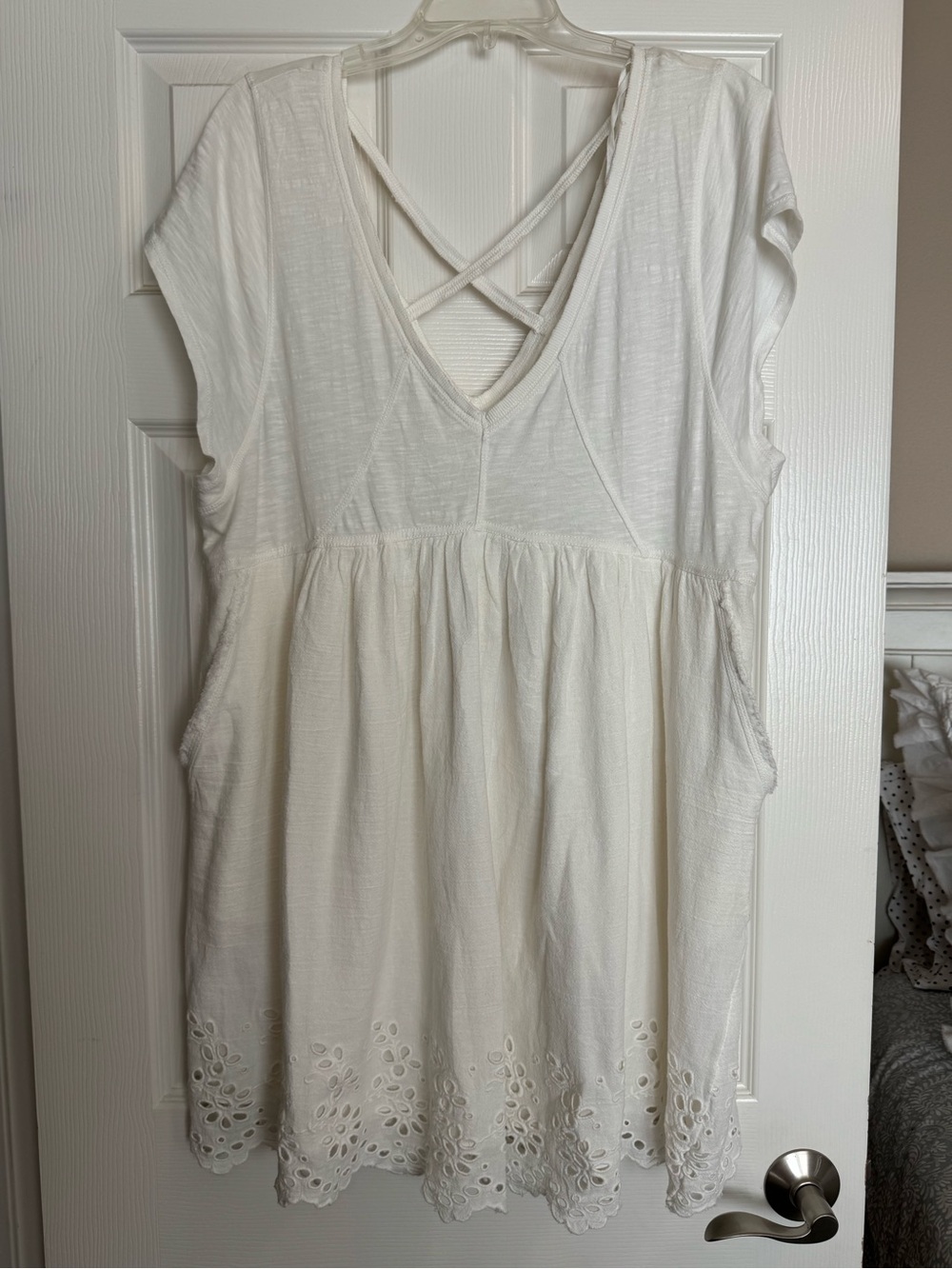 Free People White Eyelet Hem V-Neck Cotton Dress W/Pockets!, L